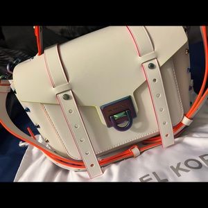 Michael Kors - Manhattan Medium Contrast Trim Leather Satchel